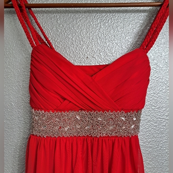 City Triangle Red Special Occasion/Holiday Dress With Rhinestones    Size M - Picture 10 of 15
